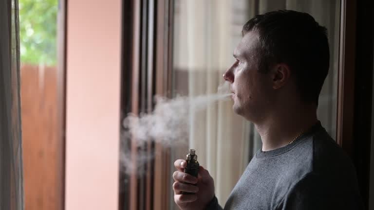 witcher e sigara hakkında bilmeniz gerekenler ve en iyi pod sistem tavsiyeleri