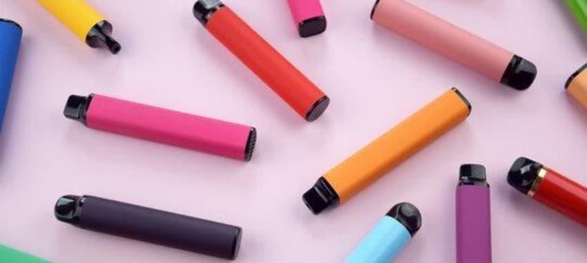 Minimal elektronik sigara trendleri 2025, kompakt modeller, likit tercihleri ve güvenli kullanım ipuçları