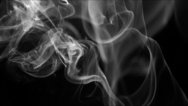 elektronik sigara kullananların yorumları 2025 gerçek kullanıcı deneyimleri artıları ve eksileri