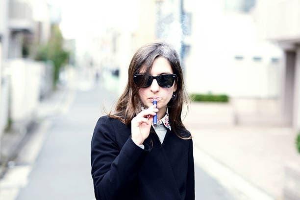 e sigara kullanımı ile ilgili güncel araştırmalar, sağlık etkileri ve uzman önerileri