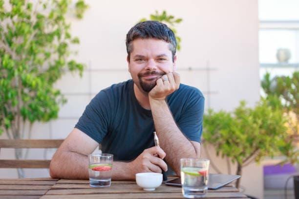 elektronik sigara zararları ve sağlık riskleri hakkında 2025 uzman değerlendirmesi